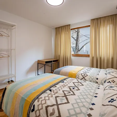 Διαμέρισμα The Secret Garden 2 Bedroom Next To Ndk *