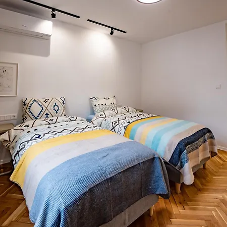 Daire The Secret Garden 2 Bedroom Next To Ndk Sofya